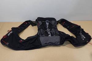 lot 197 image: Ultraspire Zygos 5.0 Race Vest - Large