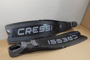 lot 224 image: Cressi Gara Impulse Free Diving Fins - Size 78, 4041