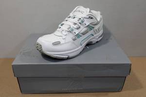 lot 238 image: Vionic 23Walk Womens Orthotic Sneakers - Size 7