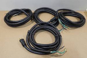lot 268 image: 4 Replacement Power Cords with Ground