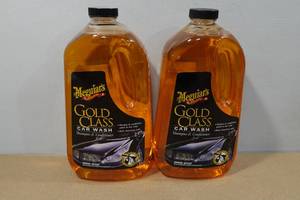 lot 291 image: 2 64oz Meguiars Gold Class Car Wash Shampoo & Conditioner