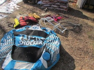 lot 5 image: BOATING ACCESSORIES LOT