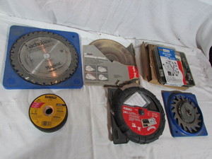 lot 62 image: POWER TOOLS BLADE LOT