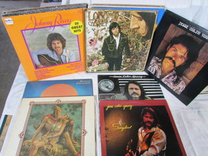 lot 99 image: 1970 VINYL ALBUMS