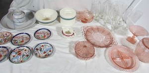 lot 125 image: DISHESDECOR