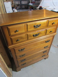 lot 148 image: DRESSER LOT