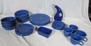 lot 152 image: FIESTA DISHES LOT
