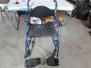 lot 156 image: TRANSFER ROLLATOR