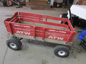 lot 184 image: WAGON