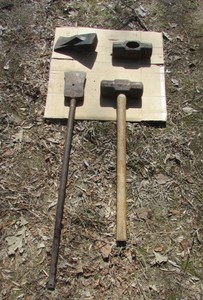lot 213 image: SLEDGE HAMMERWOOD SPLITTER