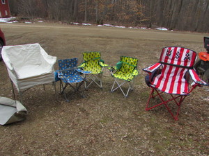 lot 246 image: LAWN CHAIRS