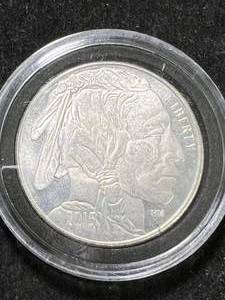lot 76 image: 1 TROY OZ .999 FINE SILVER BUFFALO INDIAN ROUND IN AIRTITE