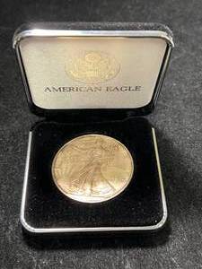 lot 90 image: 1992 AMERICAN SILVER EAGLE 1 TROY OZ .999 FINE SILVER