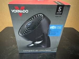 lot 58 image: Vornado Compact Fan, Model 133