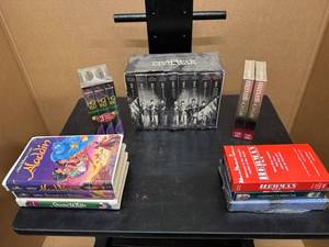 lot 78 image: Vintage VHS - Civil War Bundle, Aladdin, Beauty and the Beast, Snow White, Finding Forrester and more