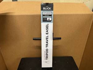 lot 87 image: Aluminum Tripod Travel Easel 48