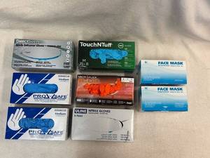 lot 125 image: Six Boxes of Gloves and Two Boxes of Face Masks