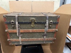 lot 23 image: Antique Steamer Trunk