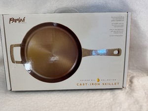 lot 140 image: Parini 10 Cast Iron Skillet - New in Box