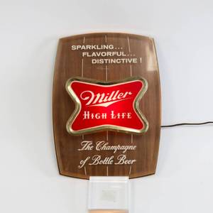 lot 7 image: Vintage Miller High Life Beer Light up Sign