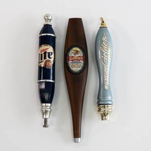 lot 21 image: Vintage Beer Taps - Miller Light