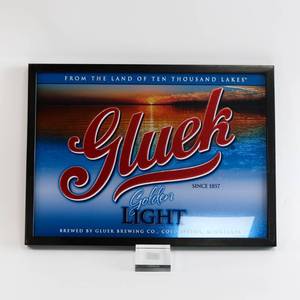 lot 25 image: Vintage Gluek Light Beer Sign