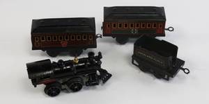 lot 44 image: Vintage Cast Iron Train and Train Track Lot 