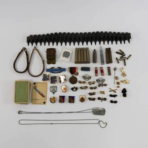 lot 32 image: US Military Lot of Random Artifacts