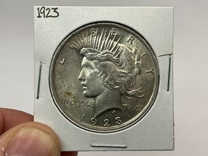lot 21 image: 1923 Silver Peace Dollar