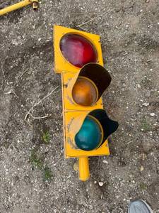 Traffic Signal Light 15" x 35"