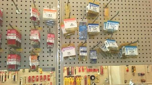 lot 91 image: Lock Washers, Hex Nuts, sheet metal screws.