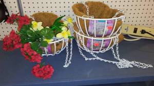 lot 10 image: Hanging 10 in. White Flower Baskets (3)