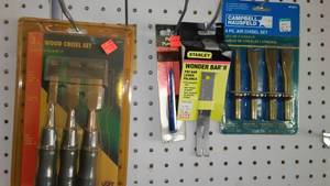 lot 67 image: Air and Wood Chisels, Wonder Bar, Punch