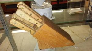 lot 103 image: Sussex Knife Block and Knives.