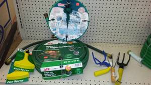 lot 259 image: 50 ft. Hose, hand tools and more.