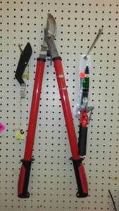 lot 280 image: Branch and Grass Hand Trimmers.