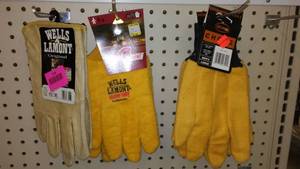 lot 218 image: Cotton and Leather work Gloves (4), Large.