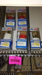 lot 380 image: Leviton Cord Clamp Connector (5).