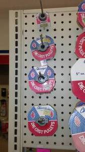 lot 404 image: Chicago Die Cast Pulleys (5)  -  in. Bore.