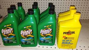 lot 444 image: Quaker State 5W-30 Oil (9  1 qt bottles) Pennzoil 20W-20 (3).