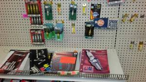 lot 450 image: Champion Spark Plug Variety. See Pics.