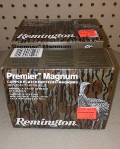 lot 552 image: Ammunition, Remington 12GA. Premier Magnum (3).
