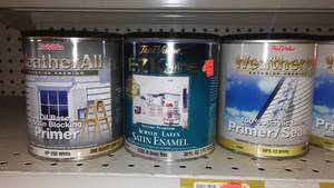 lot 620 image: True value 1 qt. (12) Assorted tint Base and Finish.