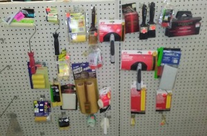 lot 647 image: Painting Supply Lot.