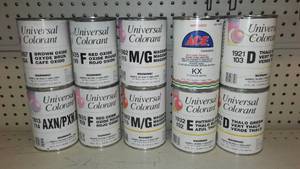 lot 674 image: Universal Colorant (10) 1 qt. Can.