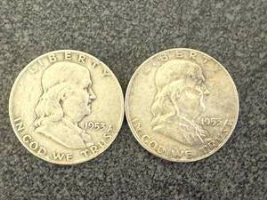 lot 32 image: 2 1953 D Franklin Half Dollars