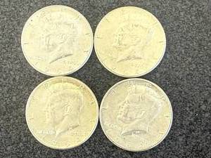 lot 41 image: 1964 Kennedy Half Dollars - 4