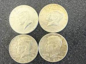 lot 42 image: 1964 Kennedy Half Dollars - 4