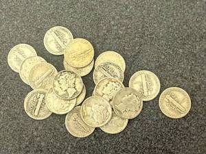 lot 68 image: 20 Mercury Dimes