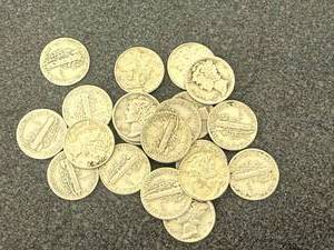 lot 69 image: 20 Mercury Dimes